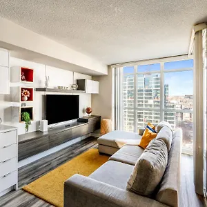 Beautiful By Cn Tower Apartment Toronto